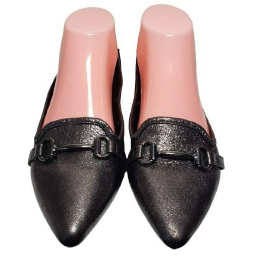 Report Jitterbug Closed Pointed Toe Slip-On Flats